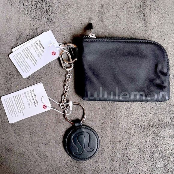 lululemon athletica Handbags - NWT BUNDLE Lululemon Clippable Coin Pouch + Key Moments *Mini Keychain - black